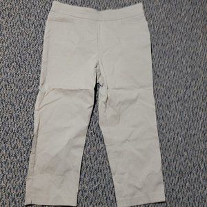 Time and Tru Khaki Stretch Capris Size Small
